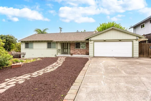 $819,000 | 5642 Yerba Buena Road, Santa Rosa, CA 95409