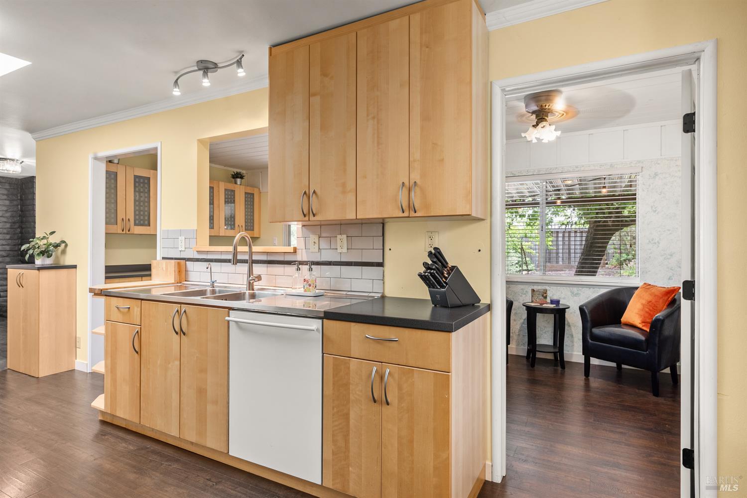 5642 Yerba Buena Road Santa Rosa, CA 95409 - Photo 17 of 34