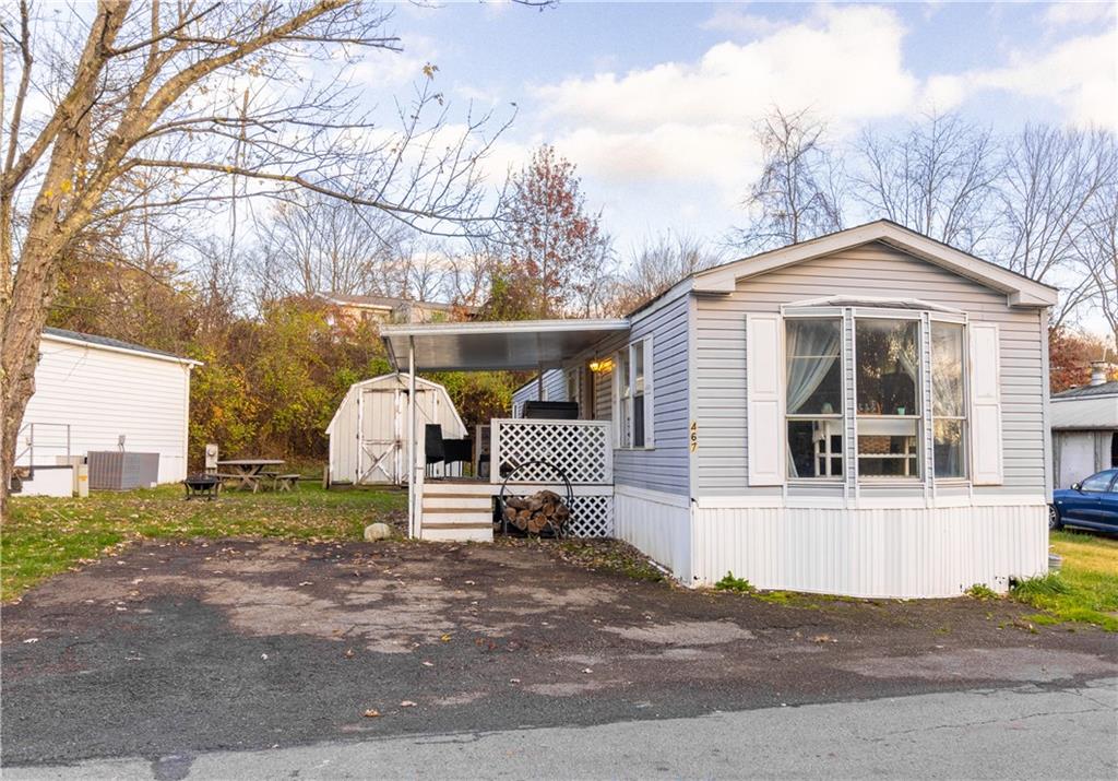 467 Castle Road Washington, PA 15301 - Photo 1 of 16 Gallery Image 1