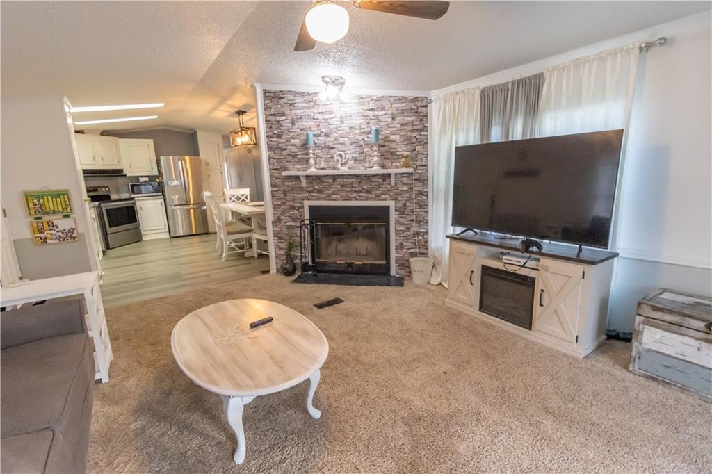 467 Castle Road Washington, PA 15301 - Photo 4 of 16 Gallery Image 4