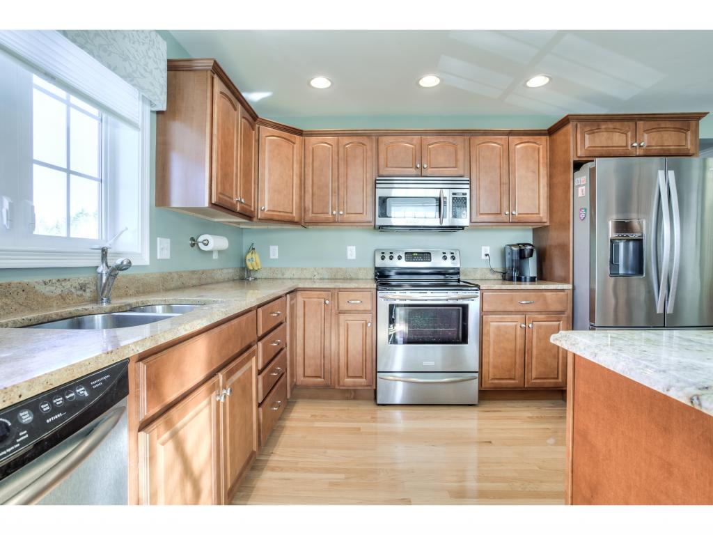 21 Shaker Heights Road, Unit 21 Chester, NH 03036 - Photo 10 of 33