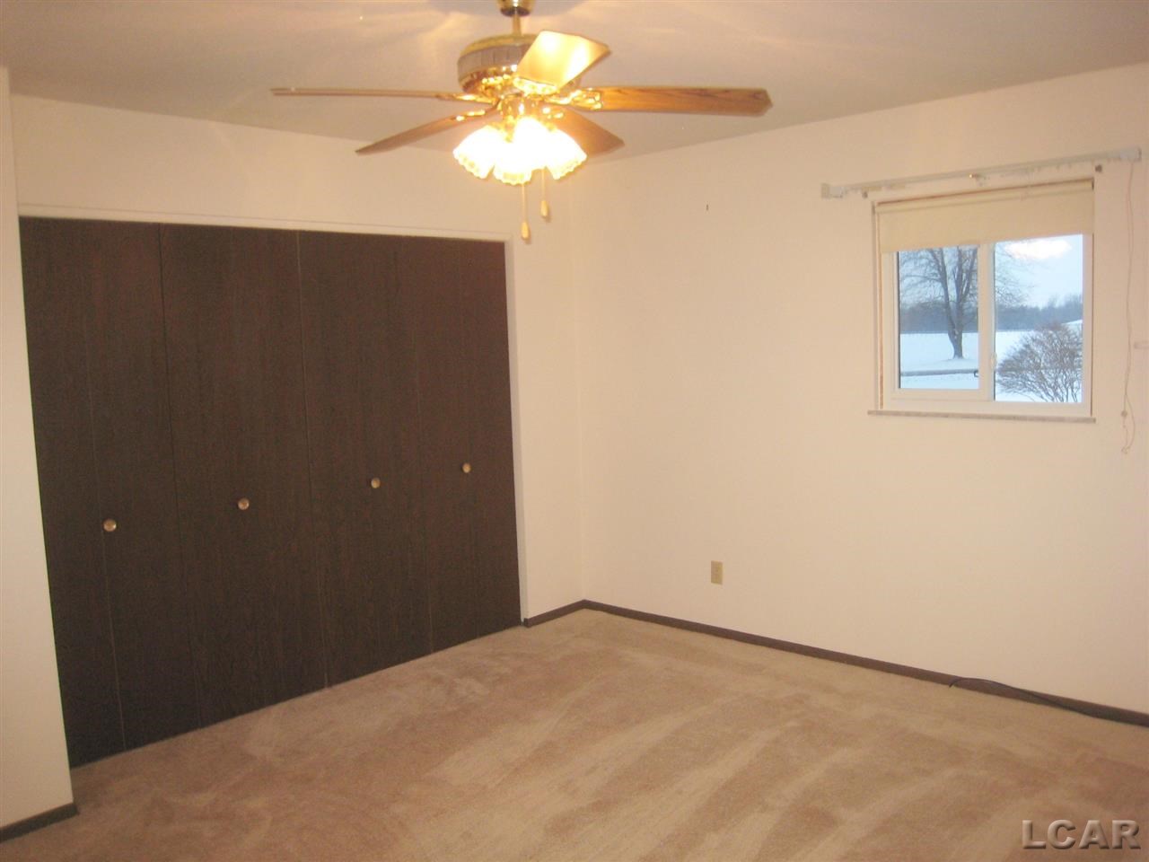 2439 Gady Road Adrian, MI 49221 - Photo 9 of 13 31233344-8.JPG