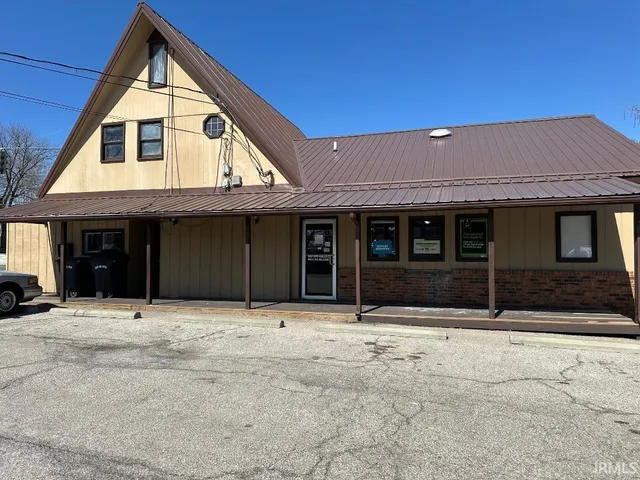 $150,000 | 1209 A Street Northeast, Linton, IN 47441