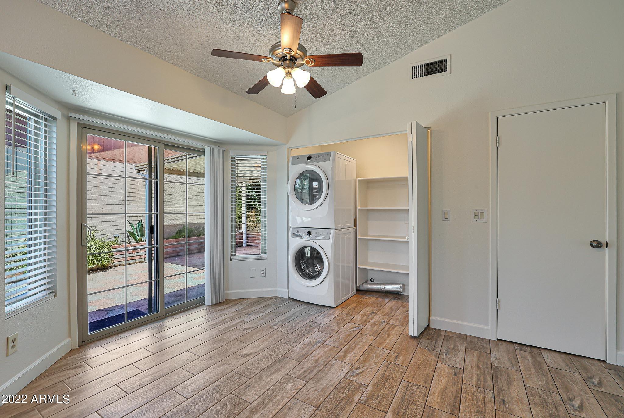 1055 North Recker Road, Unit 1047 Mesa, AZ 85205 - Photo 9 of 21 B (15)