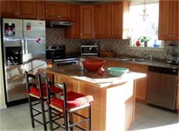 1 Woodman Road Amesbury, MA 01913 - Photo 3 of 18