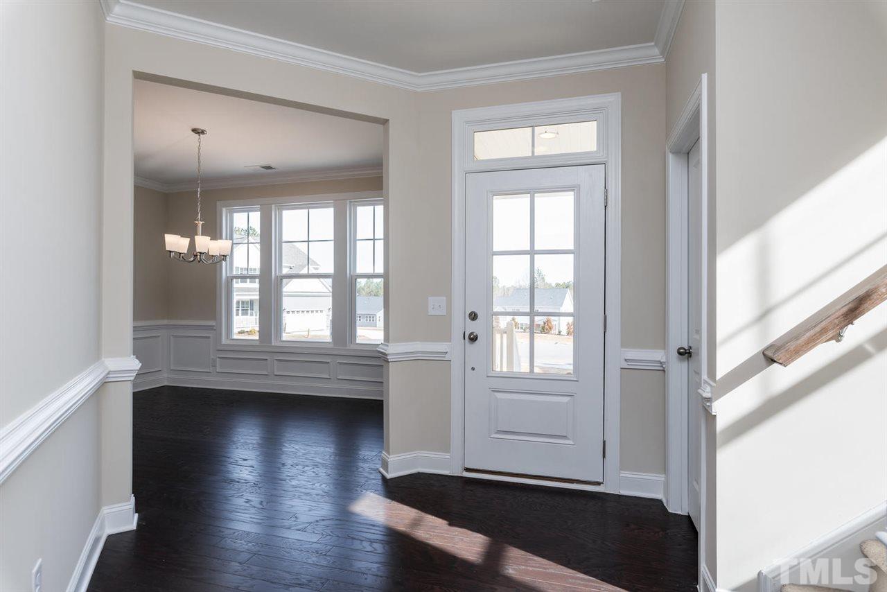 121 Ravencliff Ridge Garner, NC 27529 - Photo 2 of 25 Gallery Image 2