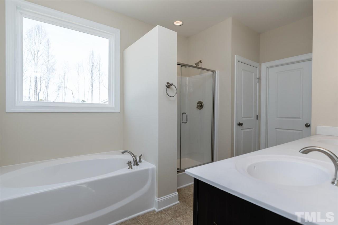 121 Ravencliff Ridge Garner, NC 27529 - Photo 15 of 25 Gallery Image 15