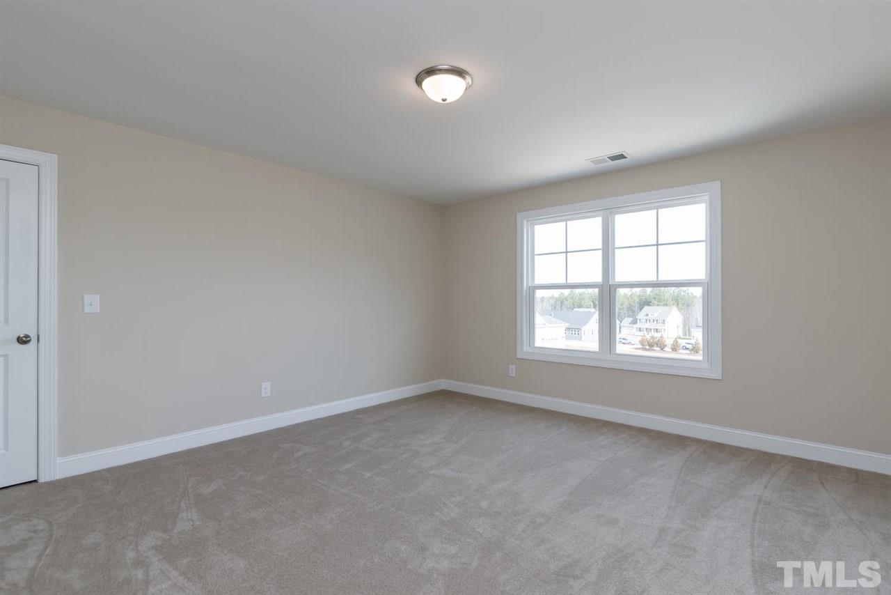 121 Ravencliff Ridge Garner, NC 27529 - Photo 19 of 25 Gallery Image 19
