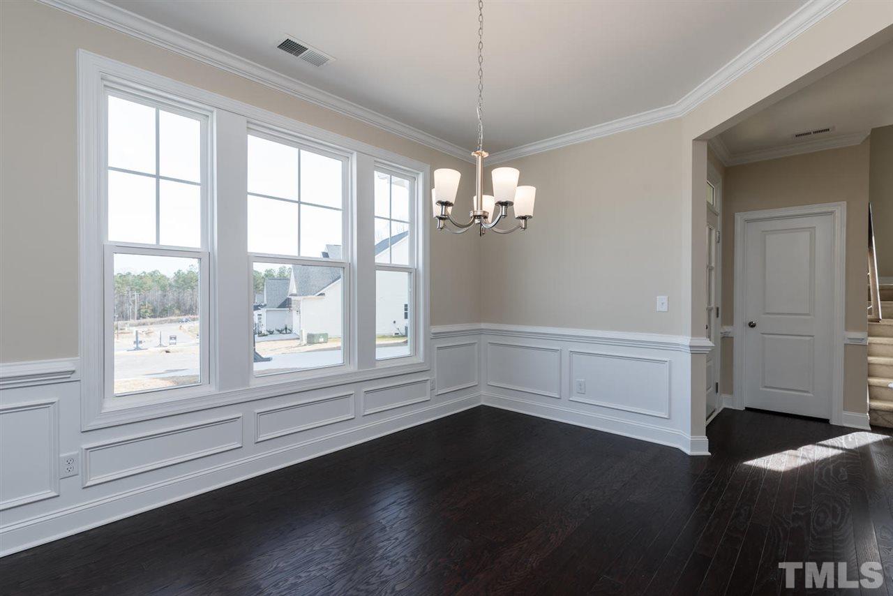 121 Ravencliff Ridge Garner, NC 27529 - Photo 4 of 25 Gallery Image 4