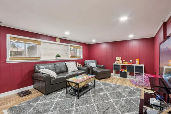 $700,000 | 37 Merker Drive, Edison, NJ 08837