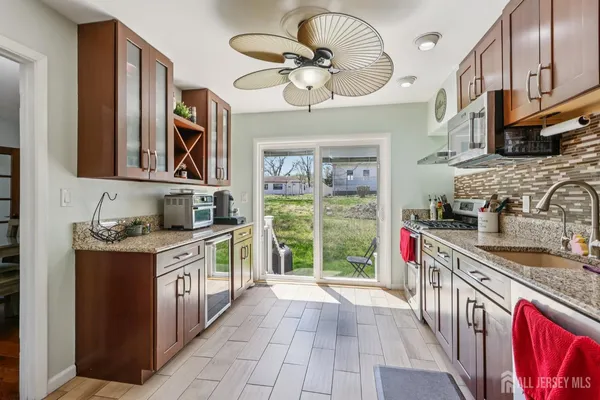 $700,000 | 37 Merker Drive, Edison, NJ 08837