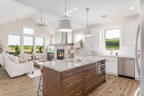 $744,900 | 2225 Sharon Lane, Hudson, WI 54016