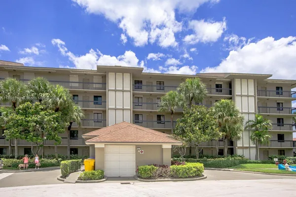 $3,750 | 101 South Seas Drive, Unit 502, Jupiter, FL 33477