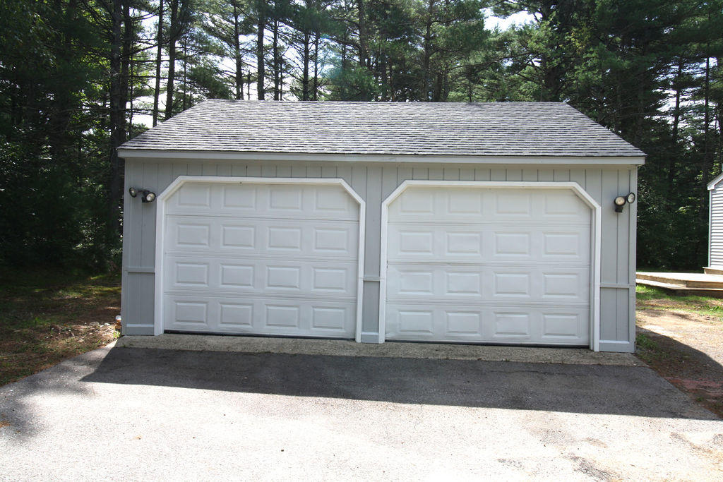 321 Ridlon Road Berwick, ME 03901 - Photo 10 of 34 IMG_4904