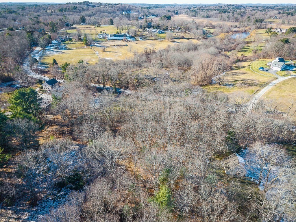 399 Bridge Street Hamilton, MA 01982 - Photo 5 of 12 Gallery Image 5