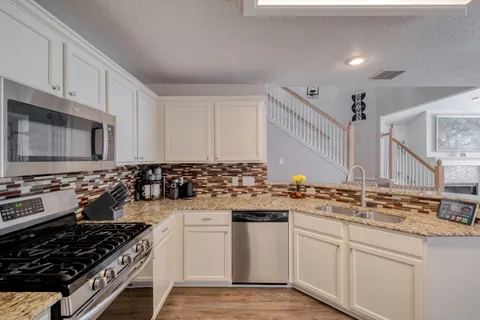 $525,000 | 8709 Glen Canyon Drive, Round Rock, TX 78681