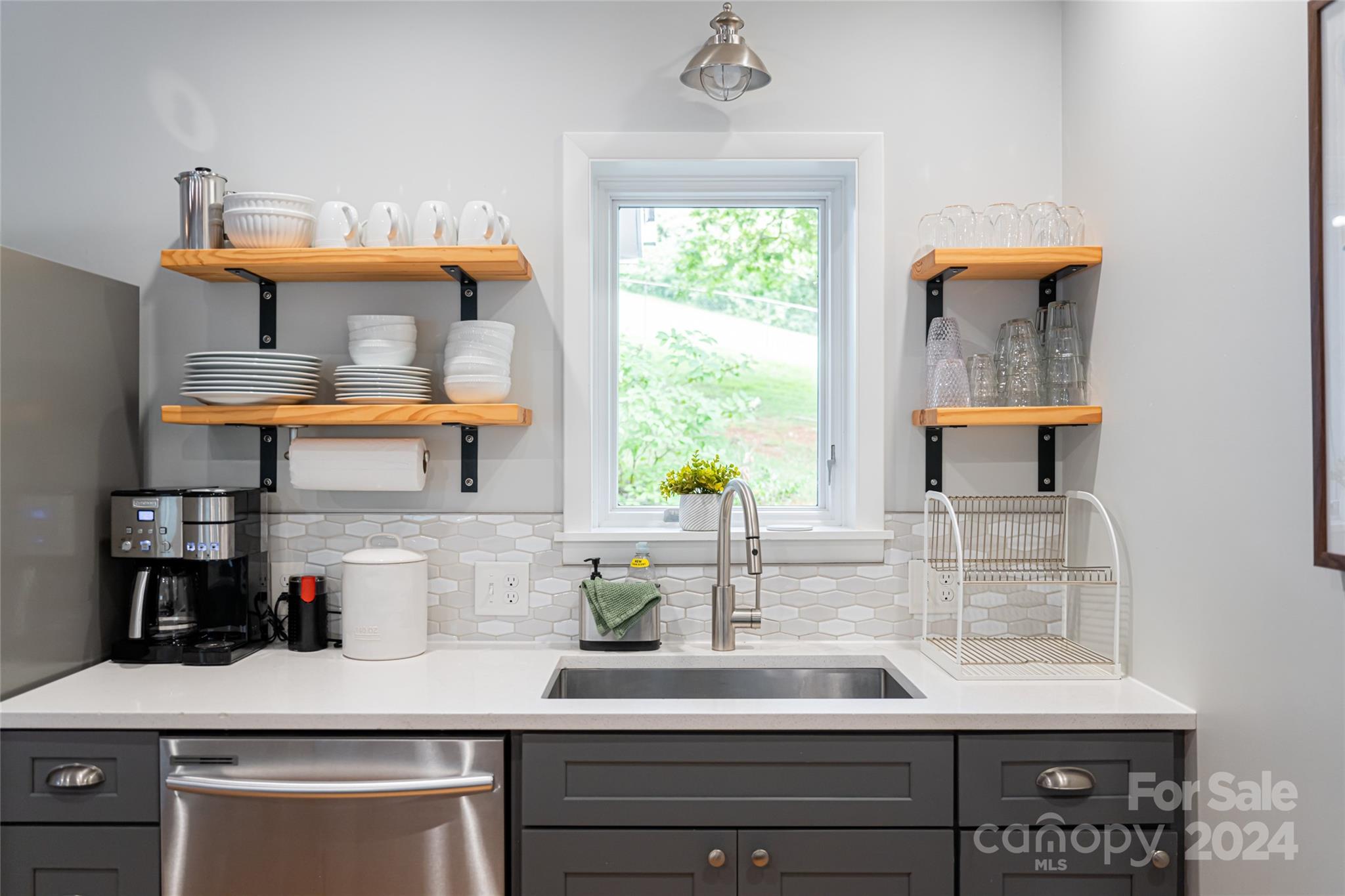 599 Beaverdam Road Asheville, NC 28804 - Photo 15 of 24 Gallery Image 15