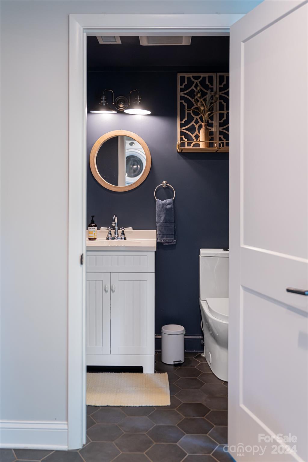 599 Beaverdam Road Asheville, NC 28804 - Photo 21 of 24 Gallery Image 21