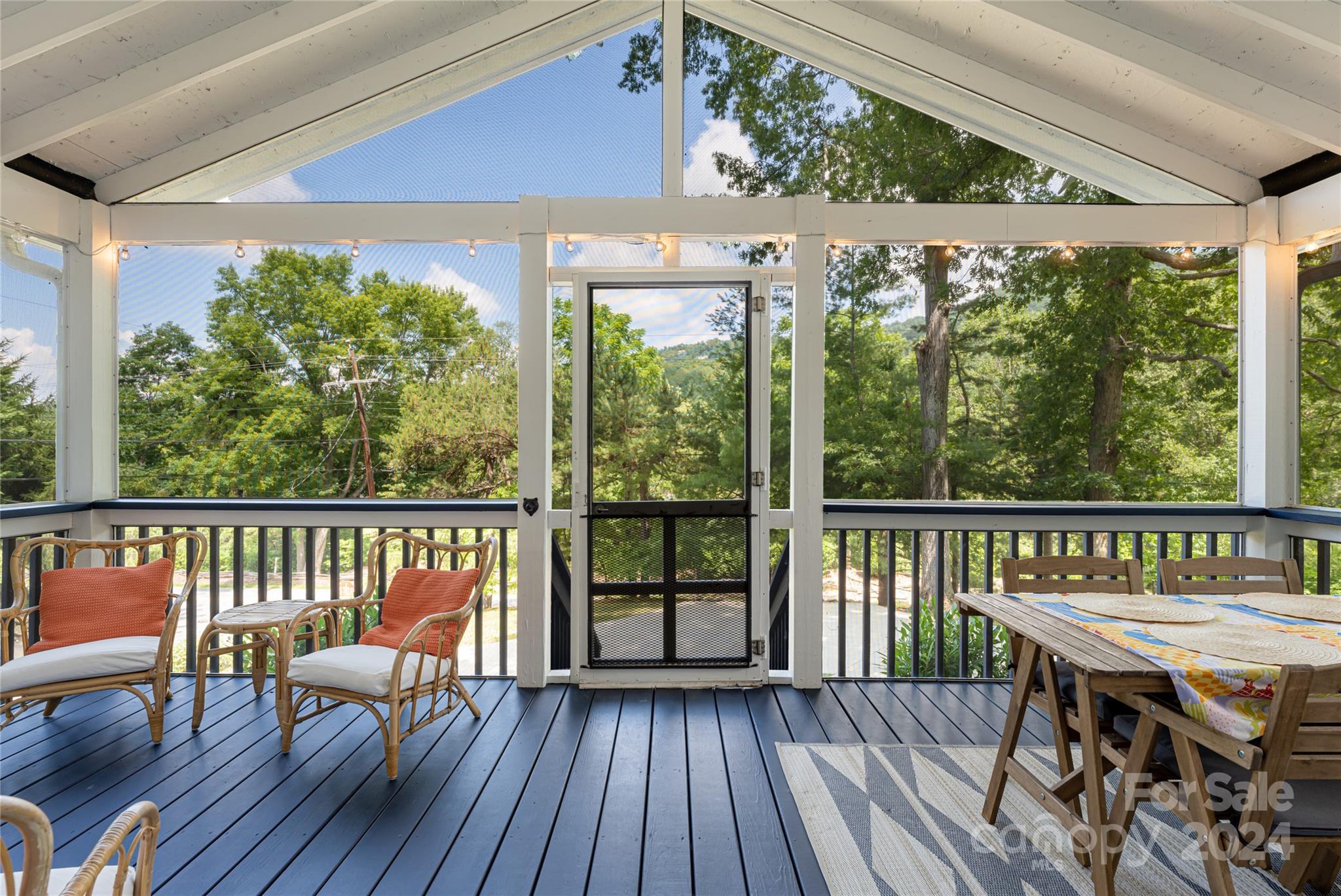 599 Beaverdam Road Asheville, NC 28804 - Photo 3 of 24 Gallery Image 3