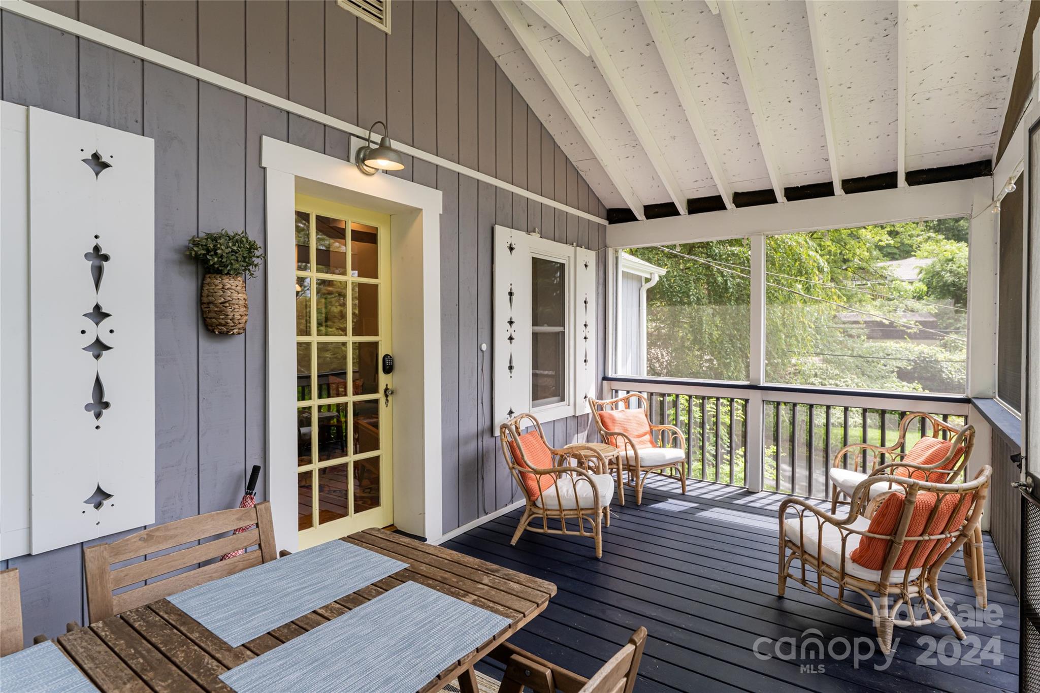 599 Beaverdam Road Asheville, NC 28804 - Photo 5 of 24 Gallery Image 5