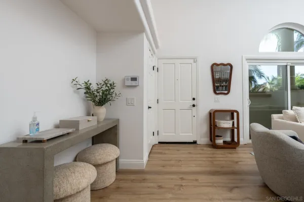 $7,500 | 241 South Sierra Avenue, Solana Beach, CA 92075
