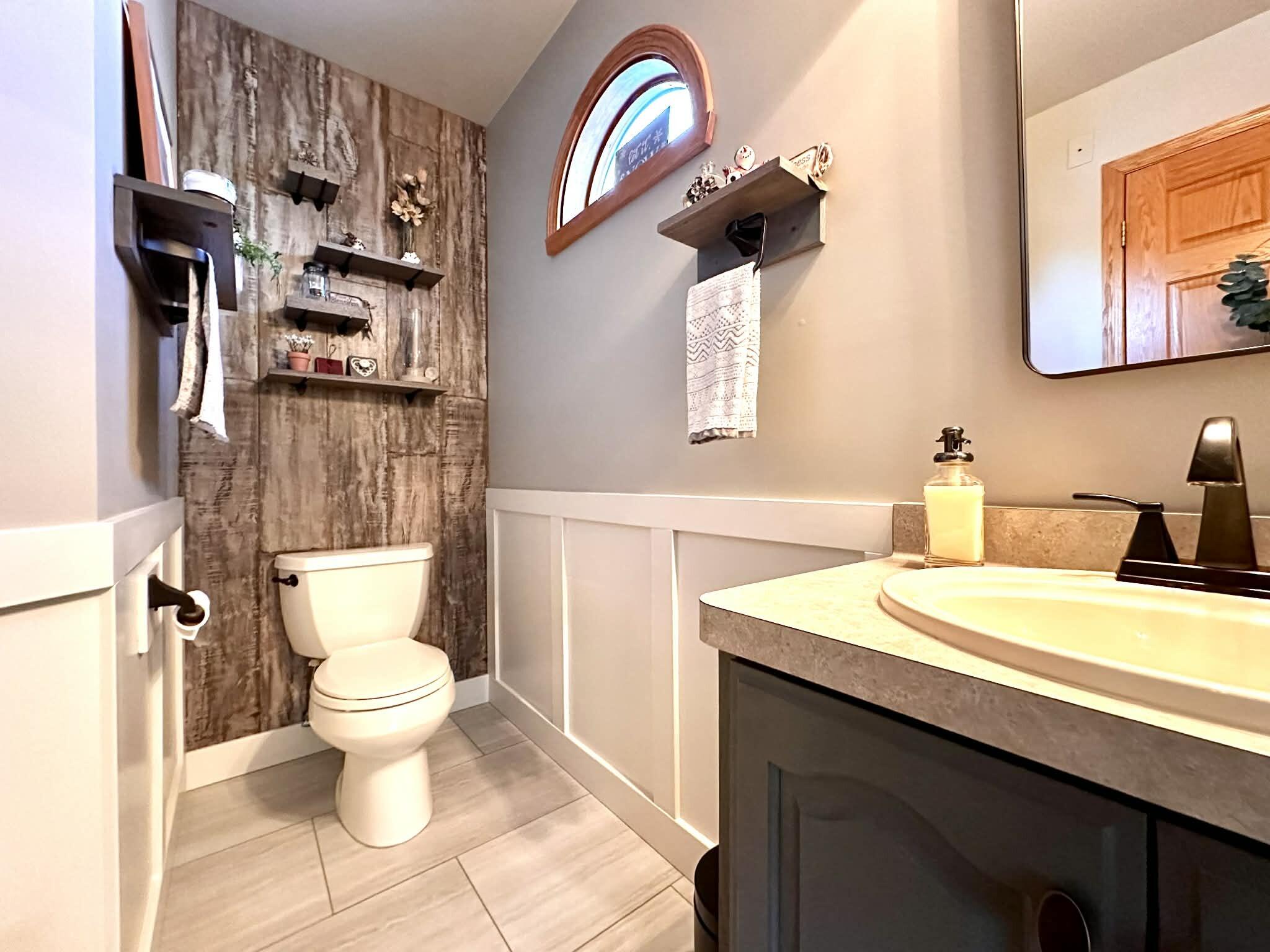 10306 83rd Place Pleasant Prairie, WI 53158 - Photo 13 of 60 Powder Bath