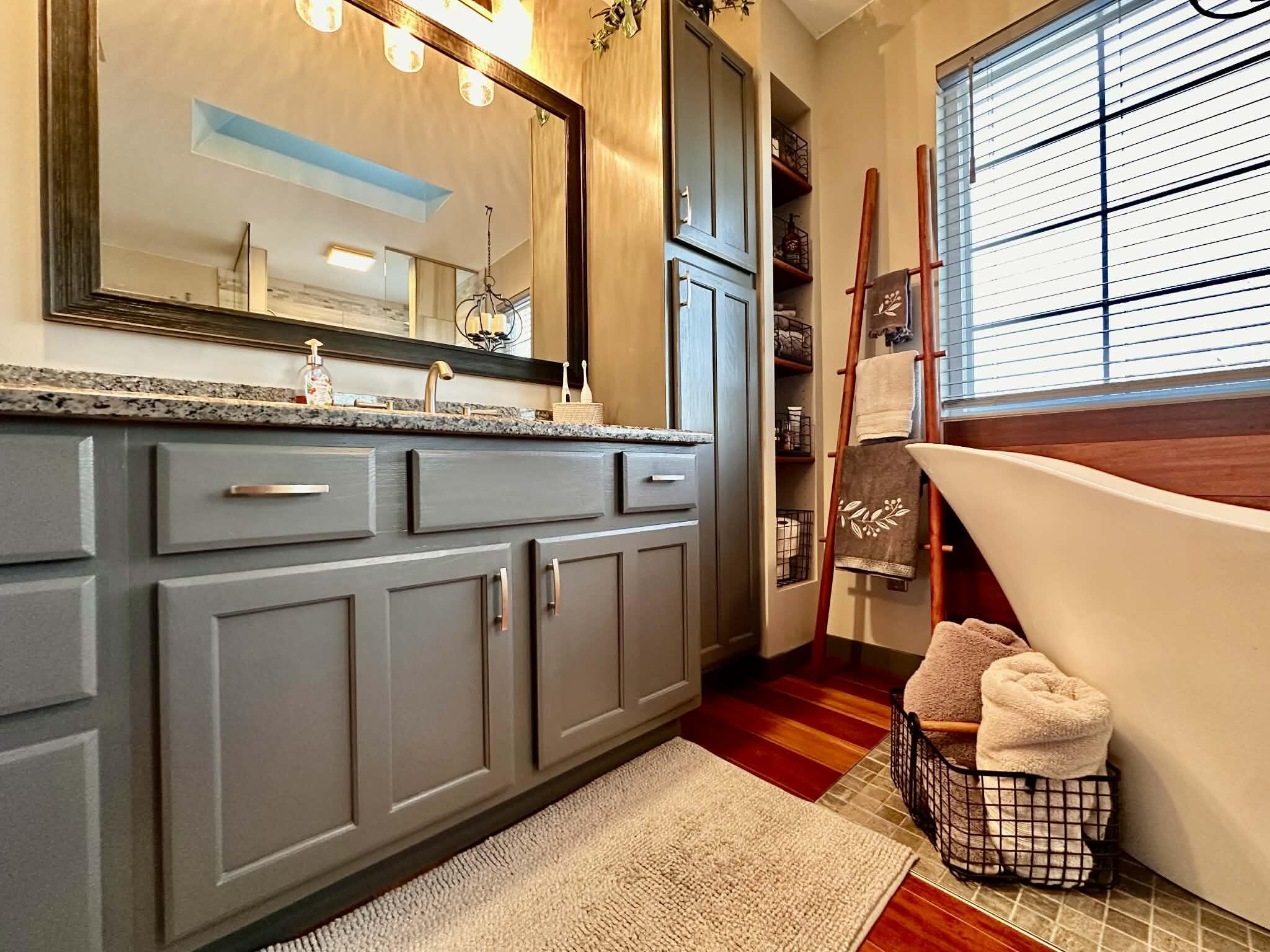 10306 83rd Place Pleasant Prairie, WI 53158 - Photo 34 of 60 Primary Bathroom