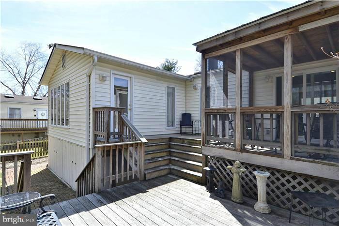 230 Rolling Road Gaithersburg, MD 20877 - Photo 2 of 30 Exterior (General)