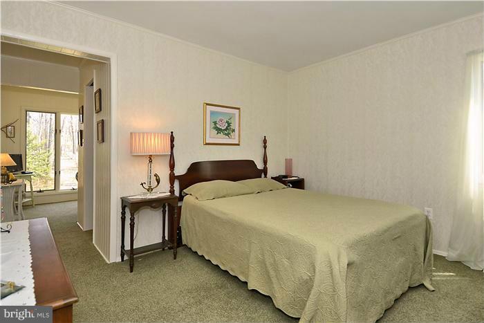 230 Rolling Road Gaithersburg, MD 20877 - Photo 15 of 30 Bedroom (Master)