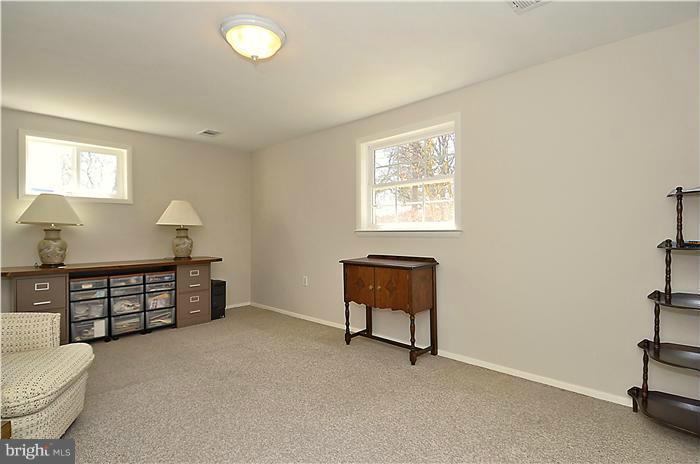 230 Rolling Road Gaithersburg, MD 20877 - Photo 18 of 30 Bedroom