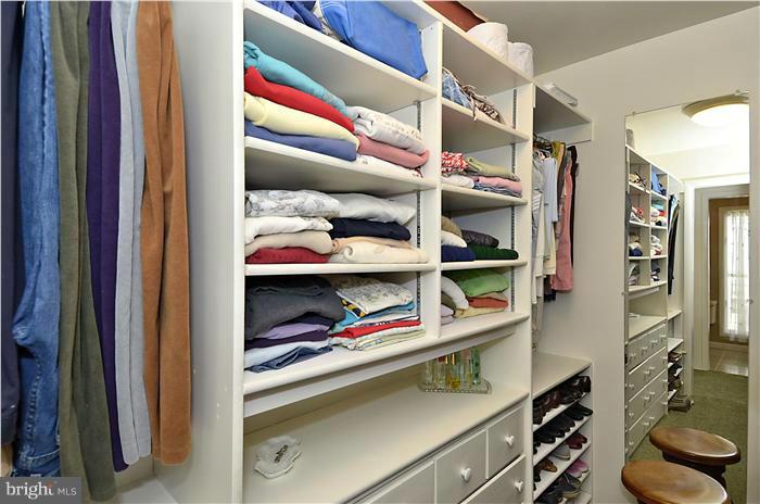 230 Rolling Road Gaithersburg, MD 20877 - Photo 7 of 30 Interior (General)