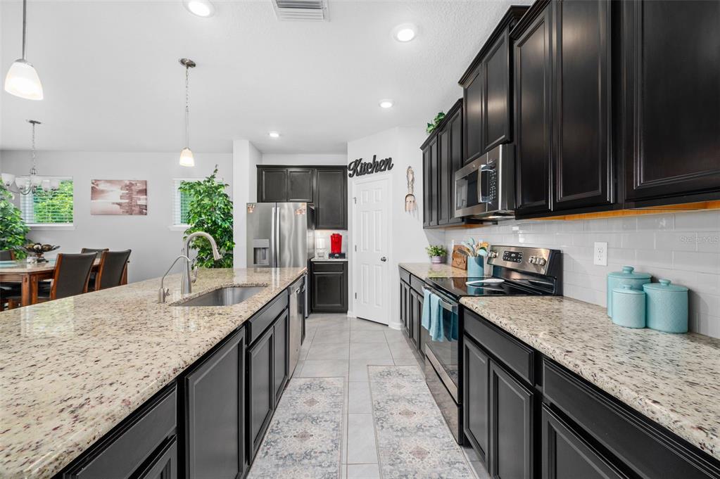 11973 Bridgehampton Road Jacksonville, FL 32218 - Photo 13 of 38