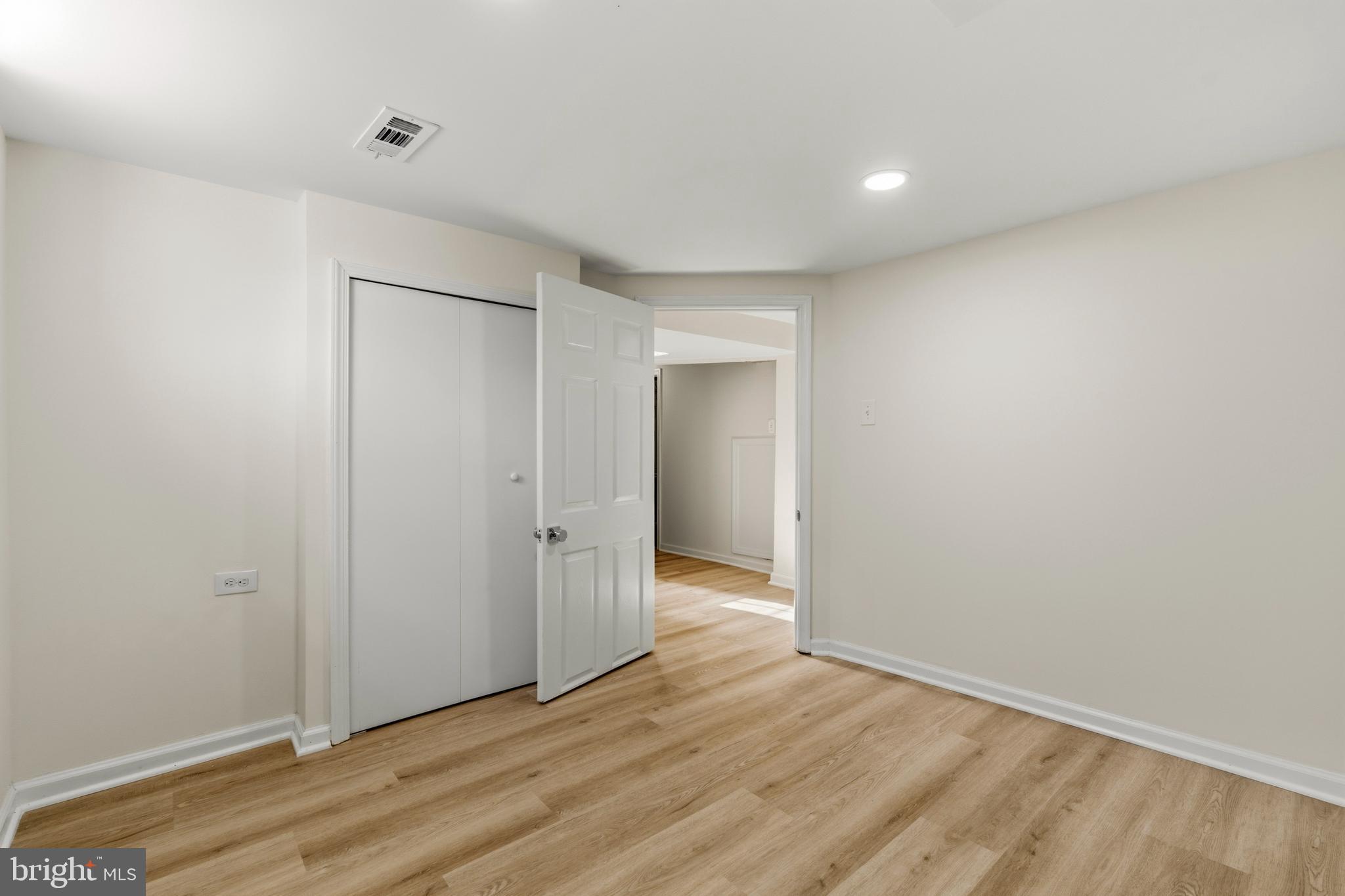 2834 Summerfield Road Falls Church, VA 22042 - Photo 22 of 30 Gallery Image 22