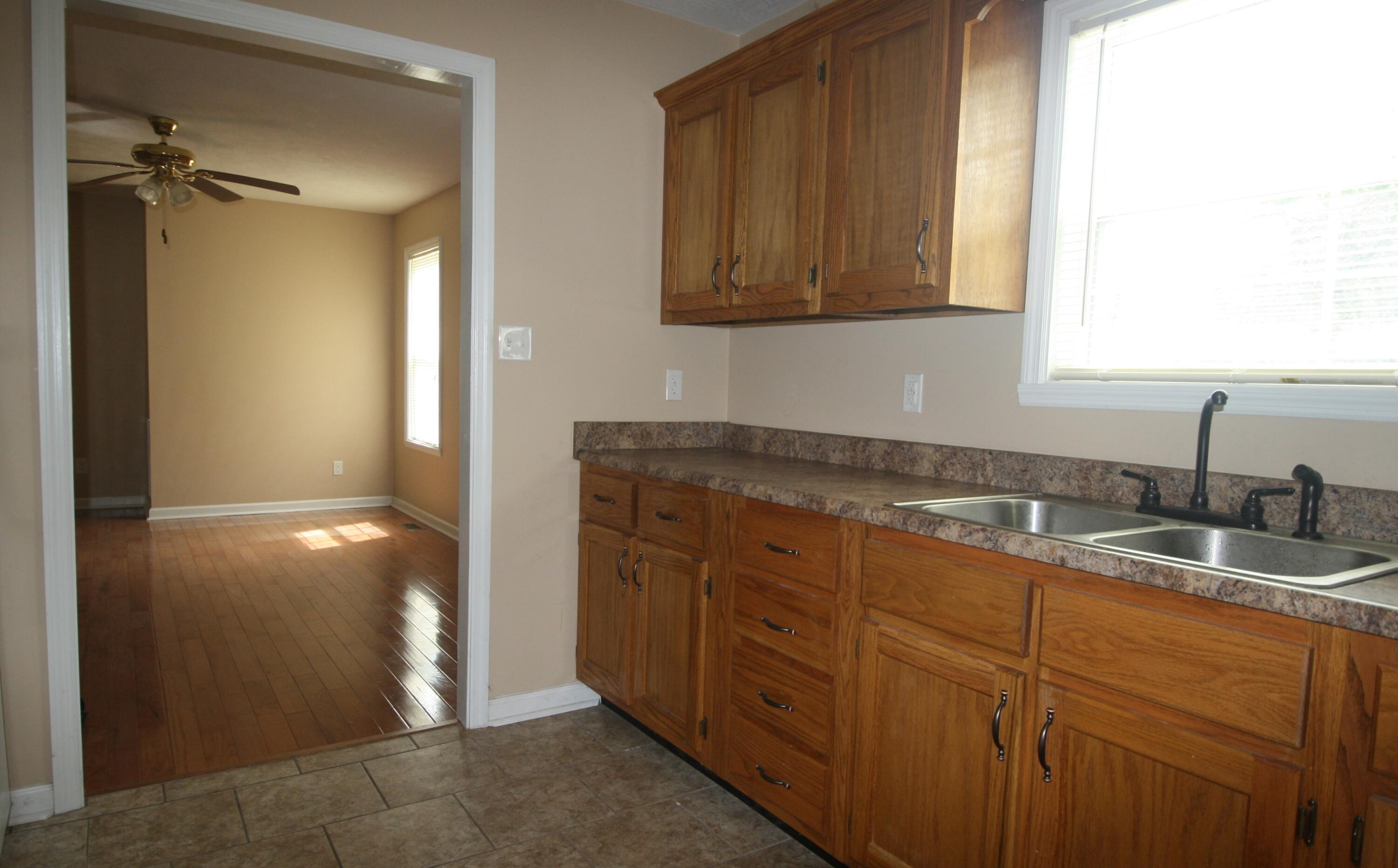348 Big Sandy Road Mount Vernon, KY 40456 - Photo 26 of 47 IMG_7566