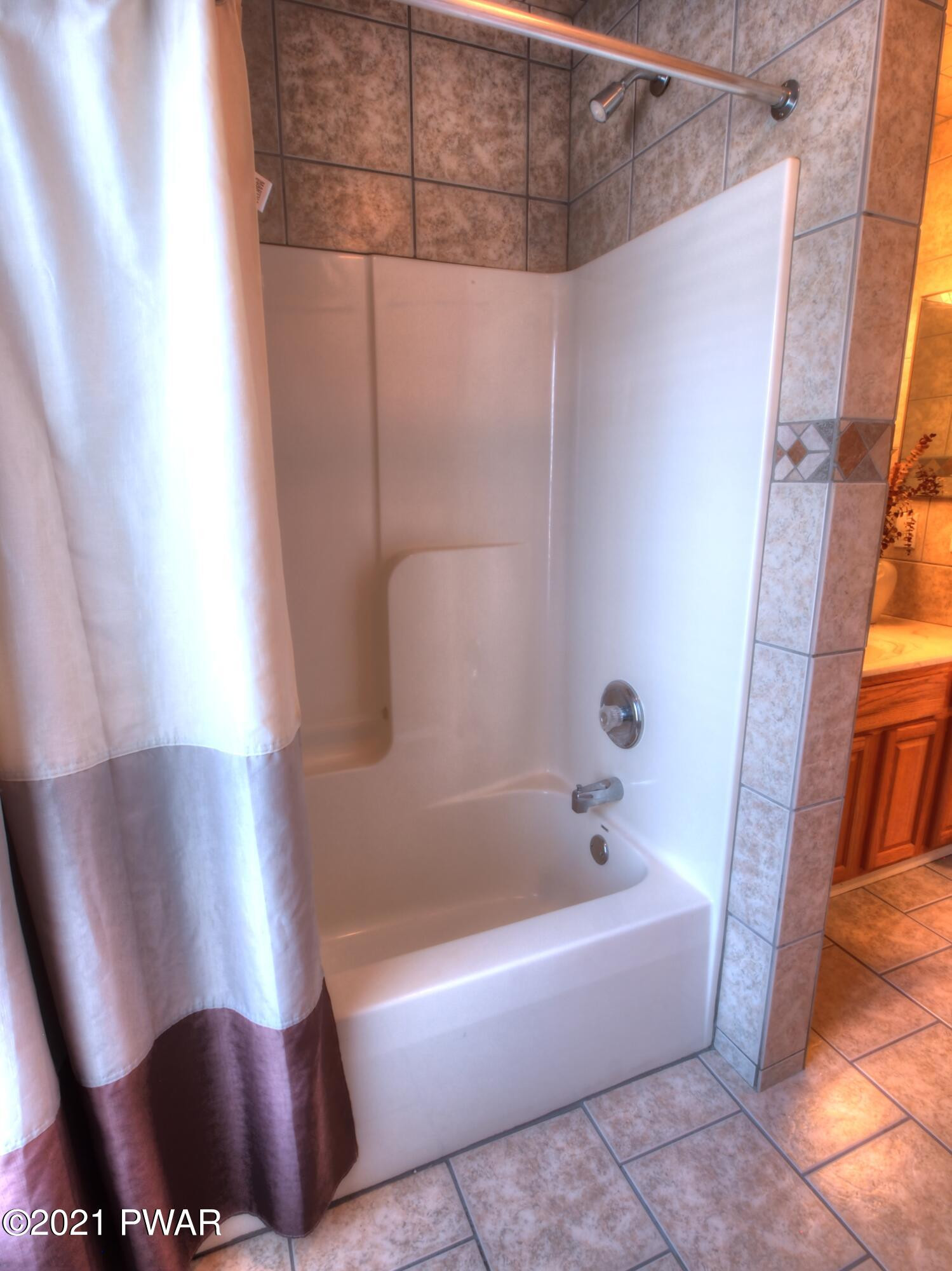 112 Lake View Road Greentown, PA 18426 - Photo 34 of 63