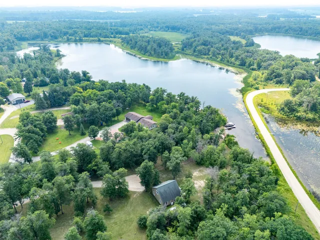 $440,000 | 14073 Red Oak Road Southeast, Mentor, MN 56736