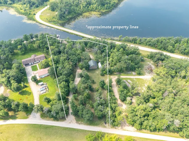 $440,000 | 14073 Red Oak Road Southeast, Mentor, MN 56736