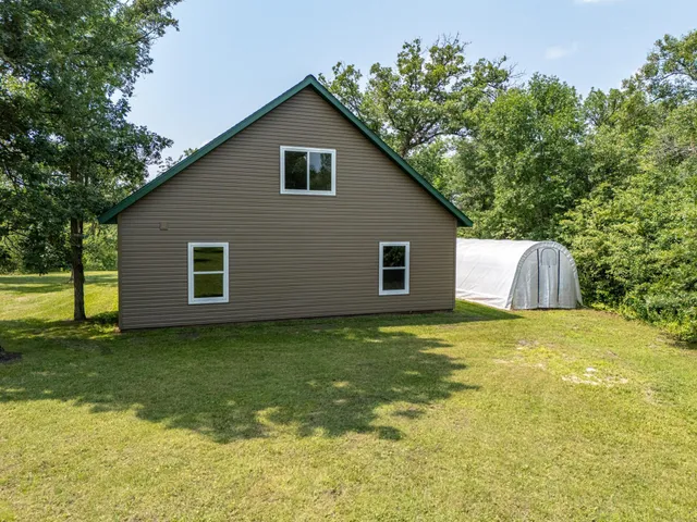 $440,000 | 14073 Red Oak Road Southeast, Mentor, MN 56736