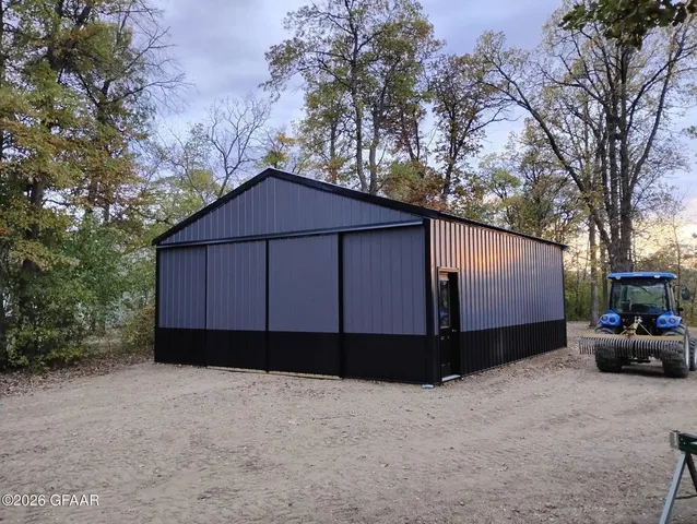 $440,000 | 14073 Red Oak Road Southeast, Mentor, MN 56736