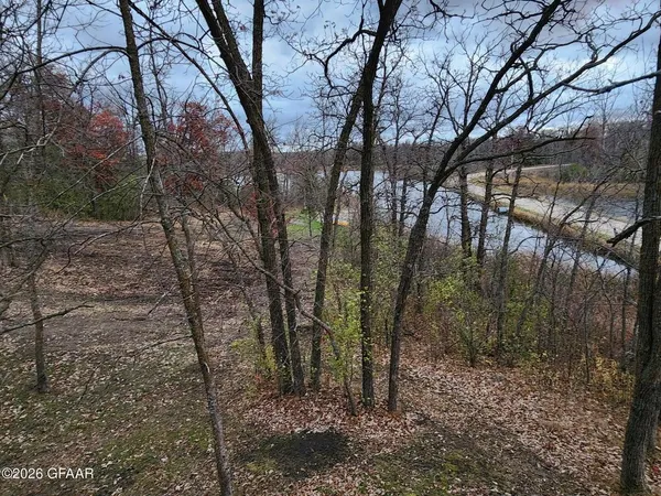 $440,000 | 14073 Red Oak Road Southeast, Mentor, MN 56736