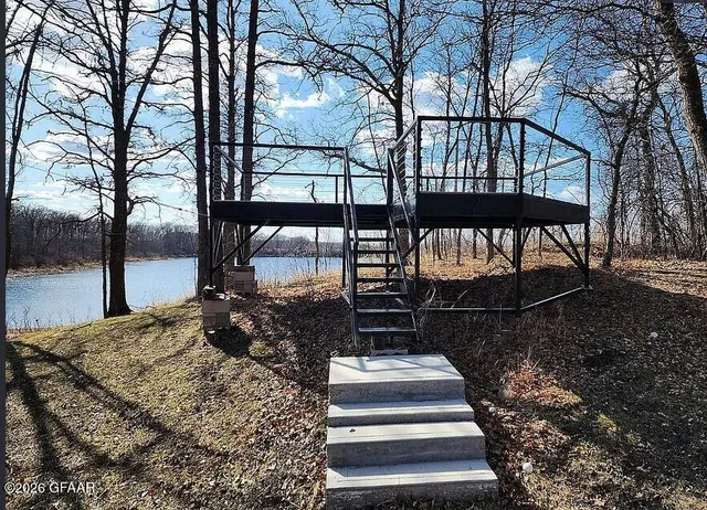 $440,000 | 14073 Red Oak Road Southeast, Mentor, MN 56736