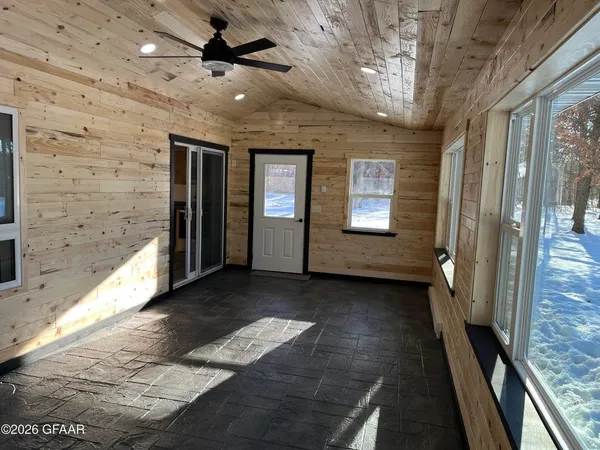 $440,000 | 14073 Red Oak Road Southeast, Mentor, MN 56736