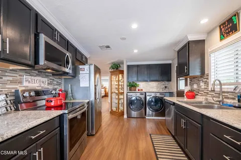$295,000 | 2 Robertson Way, Newbury Park, CA 91320