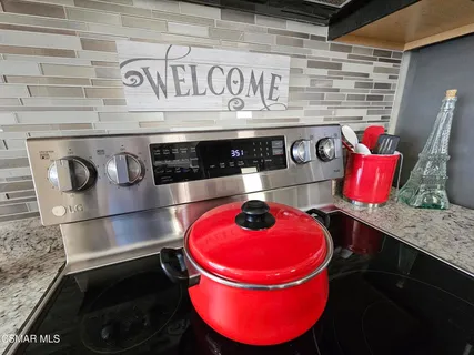 $295,000 | 2 Robertson Way, Newbury Park, CA 91320