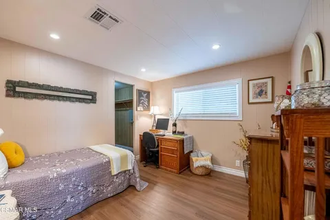 $295,000 | 2 Robertson Way, Newbury Park, CA 91320