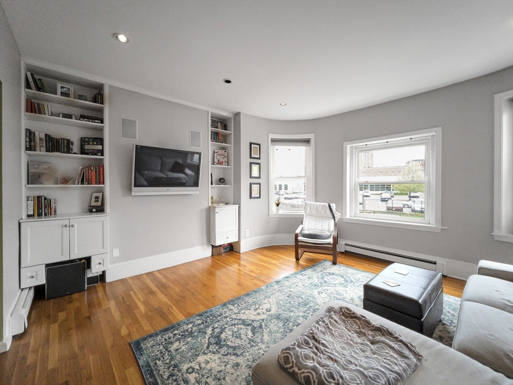 122 Day Street, Unit 2 Boston, MA 02130 - Photo 4 of 22