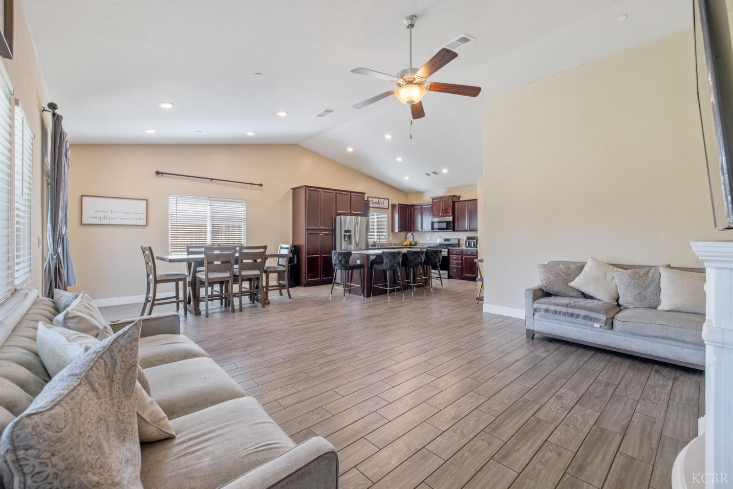757 Strada Street Lemoore, CA 93245 - Photo 18 of 63 Gallery Image 18