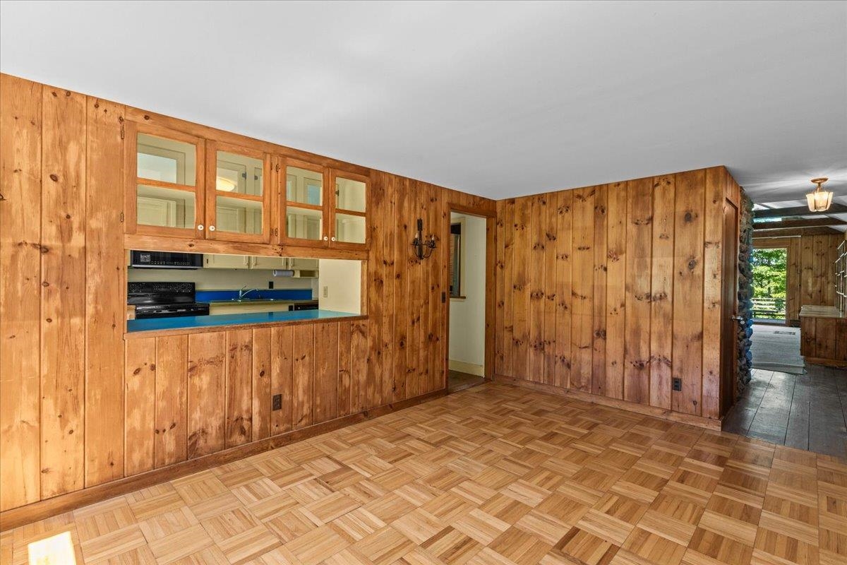 765 Upper Hollow Road Stowe, VT 05672 - Photo 12 of 60