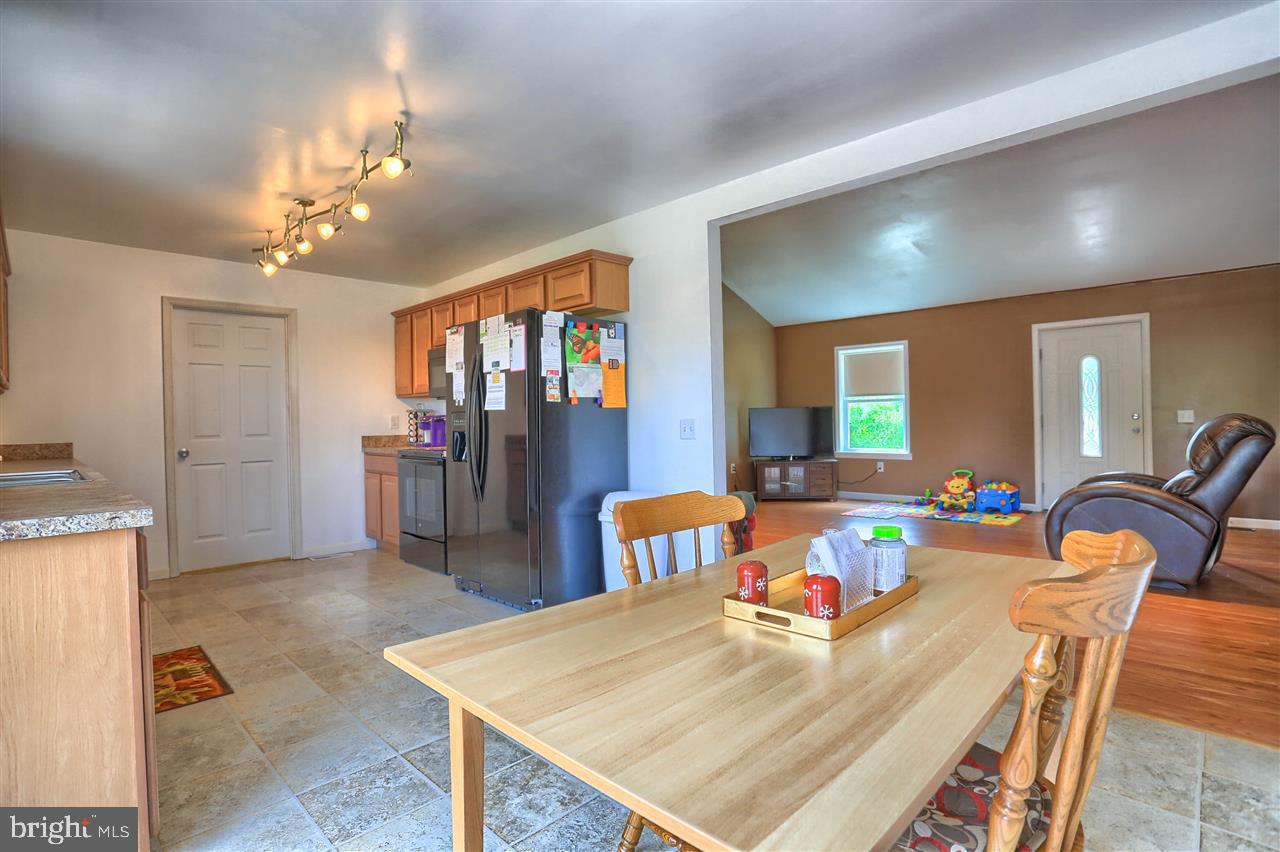 2495 Red Bank Road Dover, PA 17315 - Photo 11 of 23