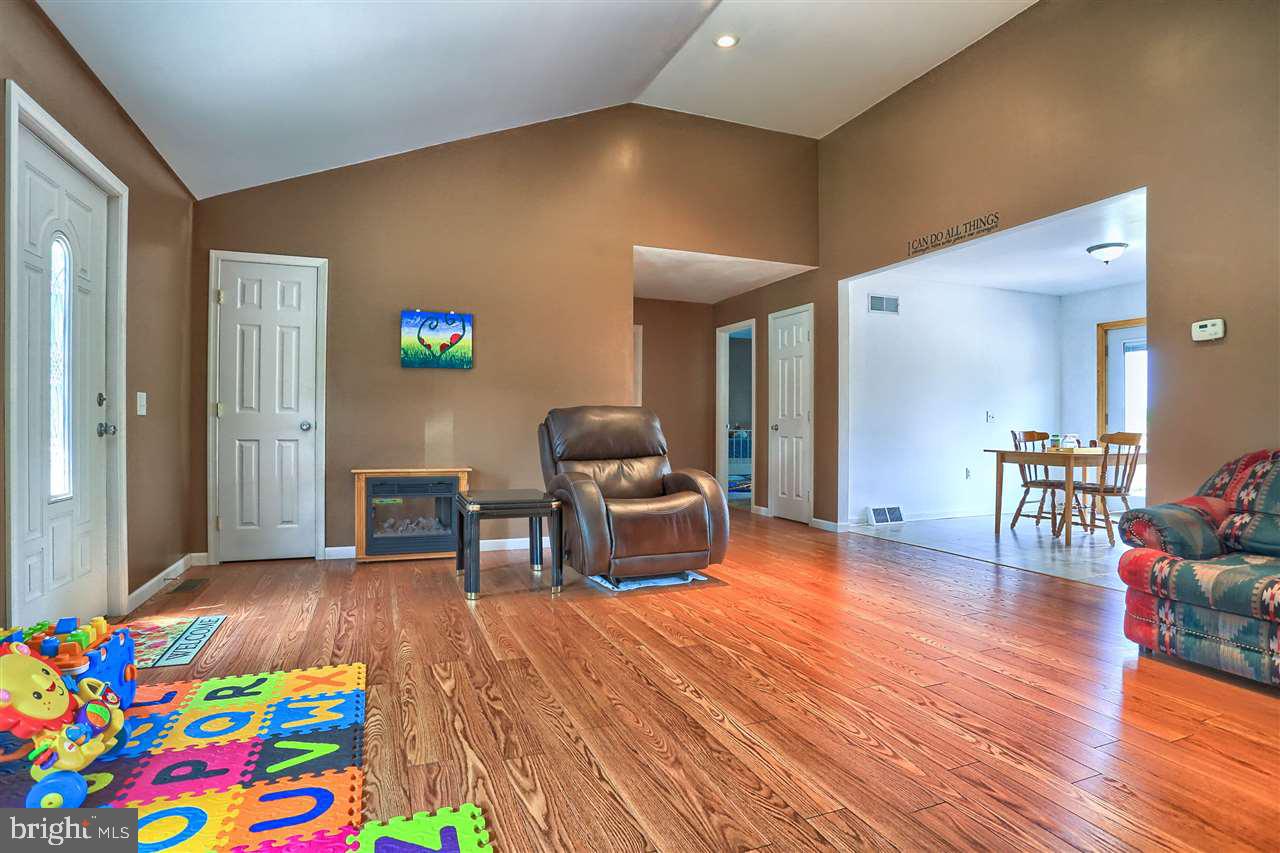 2495 Red Bank Road Dover, PA 17315 - Photo 9 of 23
